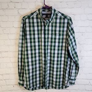 Men's Tommy Hilfiger "Classic Fit" button-down shirt? Size XS